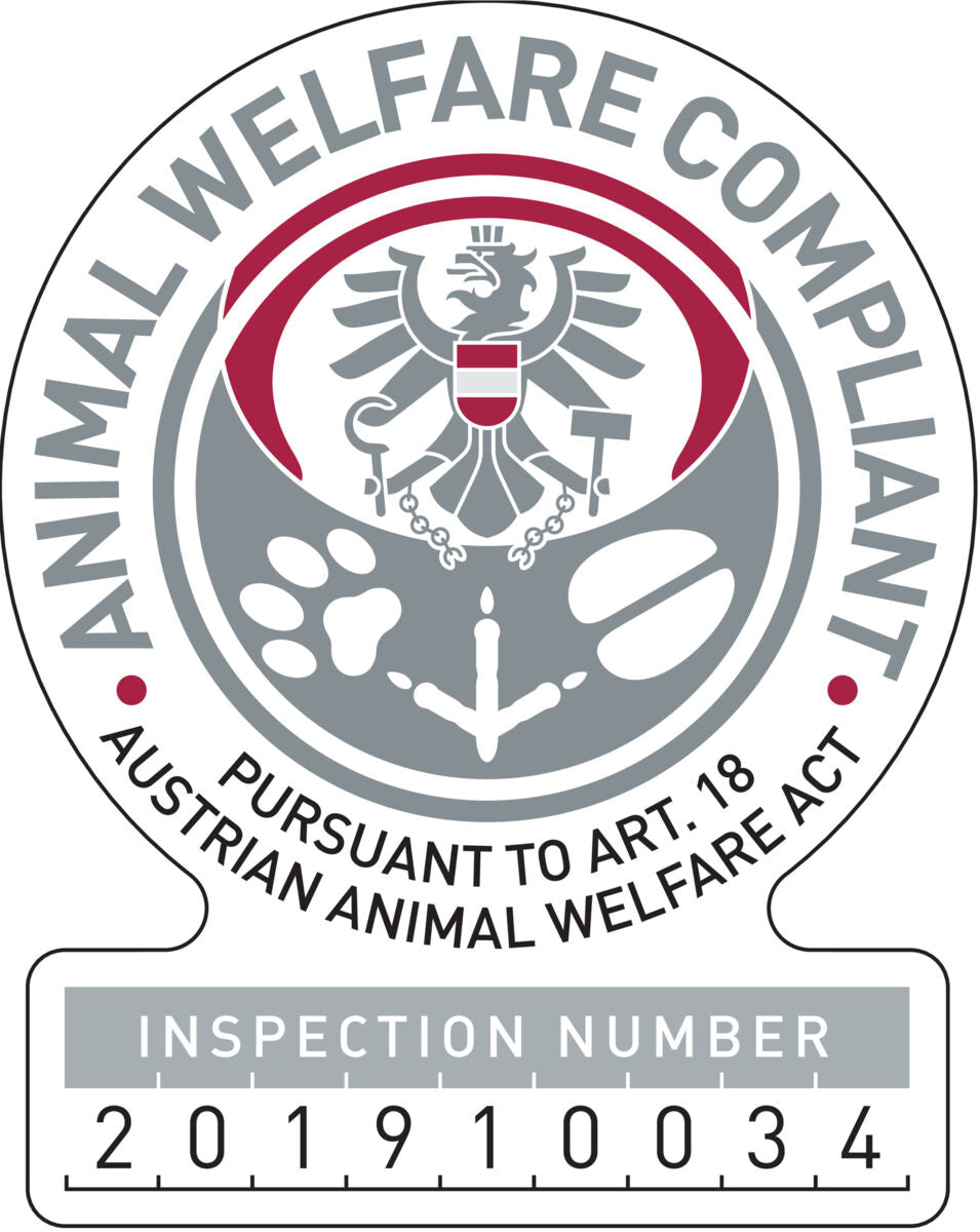 Siegel mit Text "Animal Welfare Compliant" und "Pursuant to Art. 18 Austrian Animal Welfare Act" sowie Nummer 201910034.