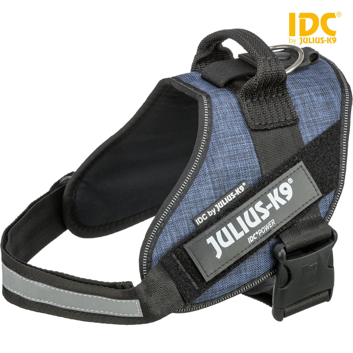 Blaues Hundegeschirr mit schwarzen Details, Kunststoffverschluss und reflektierendem Streifen; Logo "Julius-K9" sichtbar.