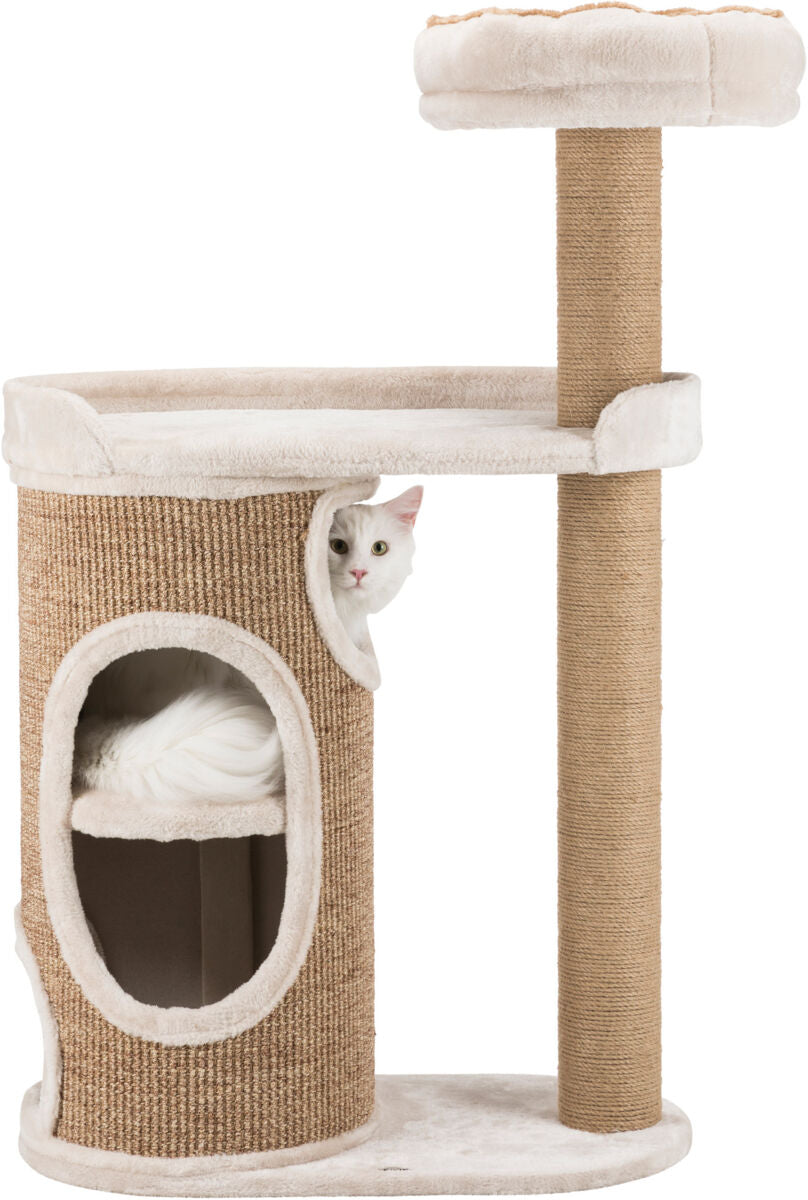 Kratzbaum aus beigem Plüsch und Sisal mit zwei Ebenen, einem rundem Eingang, und einer weißen Katze, die herausschaut.