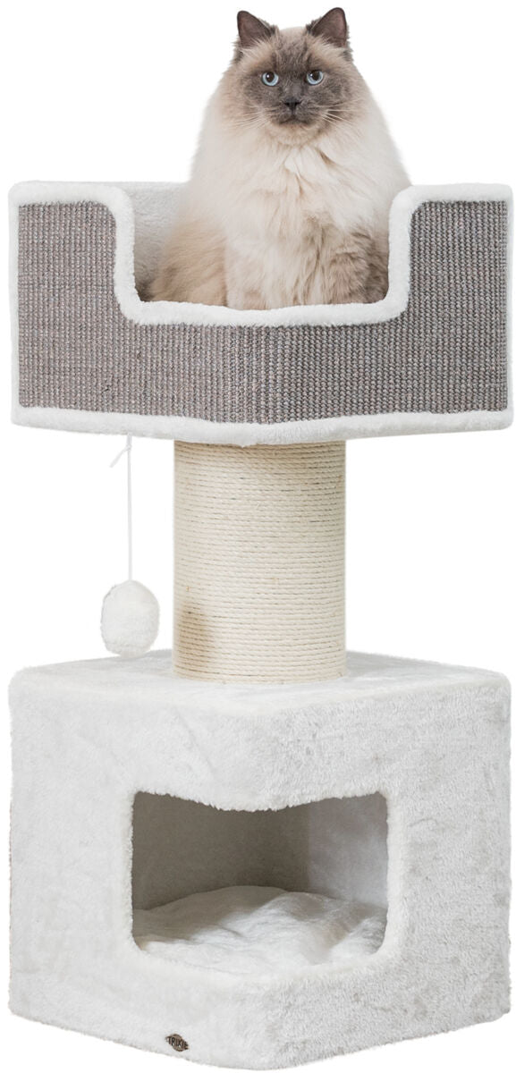 Eine flauschige Katze sitzt auf einem strukturierten, mehrstufigen Kratzbaum mit weißem und braunem Stoff.