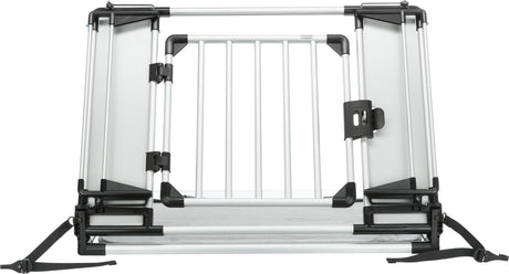 Silbernes und schwarzes Metallgitter mit rechteckiger Form und schwarzen Befestigungselementen.