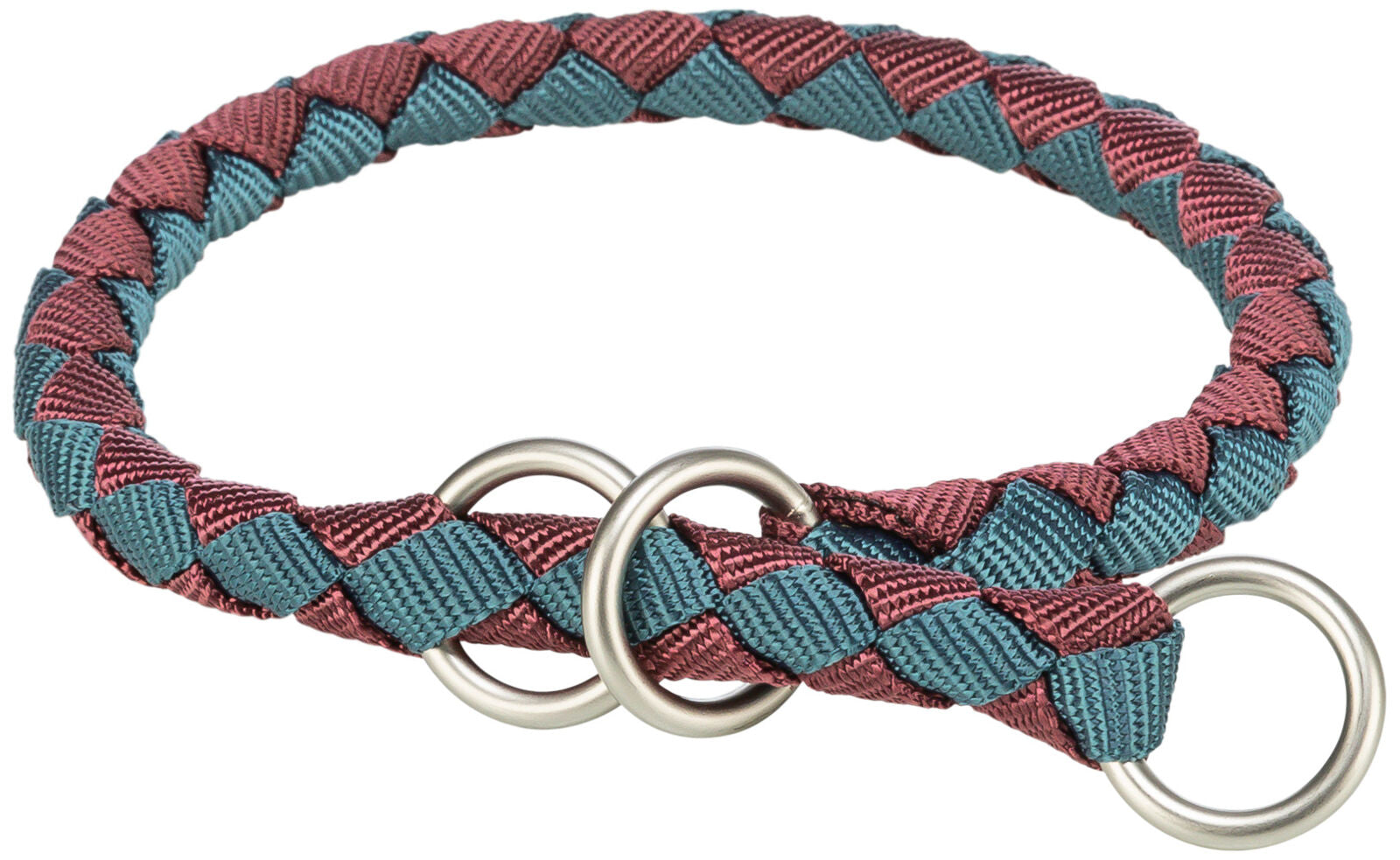 Geflochtenes Halsband in Rot und Blau mit zwei silbernen Metallringen.