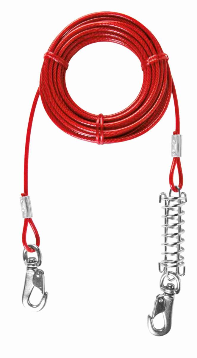 Rotes Kabel mit zwei silbernen Karabinern und einer Metallfeder, zum Aufrollen bereit.