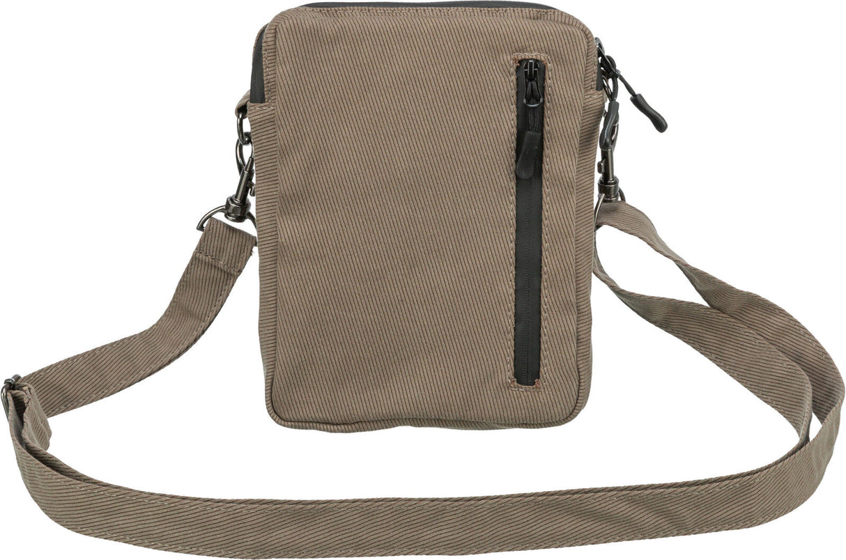 Beige Umhängetasche mit schwarzem Reißverschluss auf der Vorderseite und verstellbarem Schulterriemen.