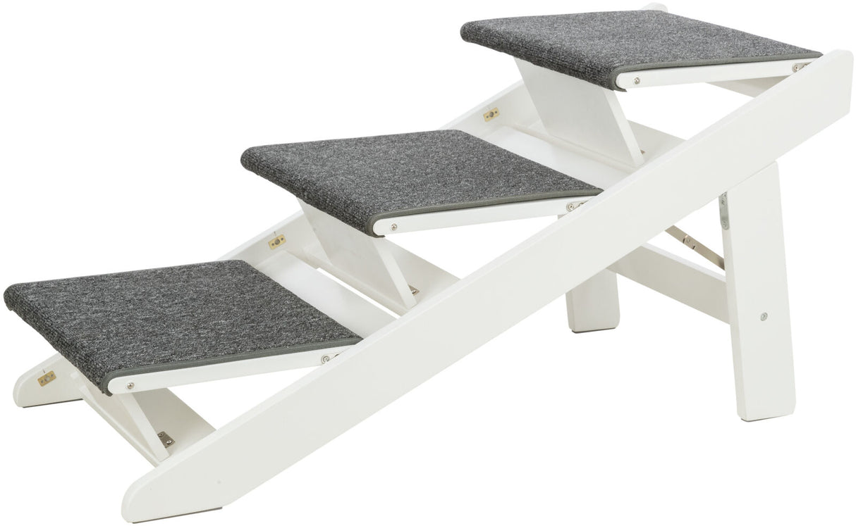 Weiße dreistufige Treppe mit grauen Stoffauflagen, ideal für den Innenbereich.