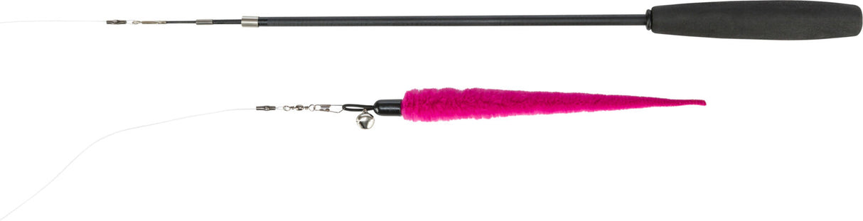 Angelrute mit schwarzem Griff und langem, pinkfarbenem, pelzigem Köder sowie einer kleinen Glocke.