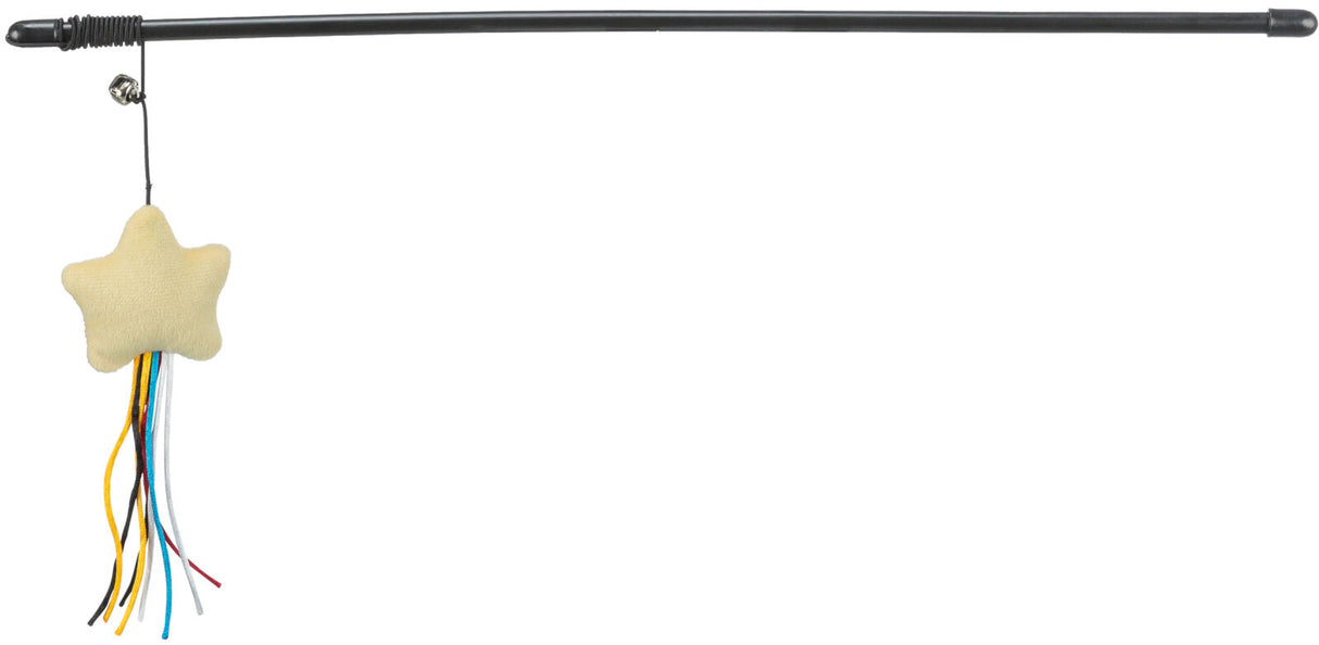 Stab mit beigefarbenem Sternanhänger und bunten Bändern, an einem schwarzen Band eine kleine Glocke.