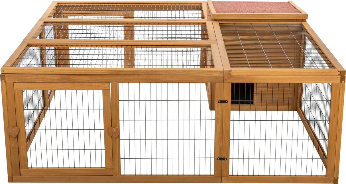 Freilaufgehege mit Abdeckung