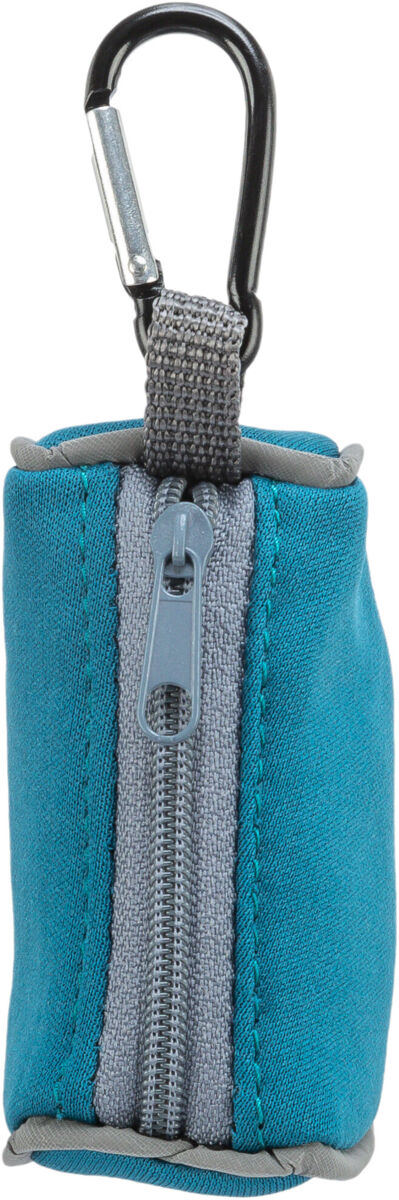 Kompakte, blaue Tasche mit grauem Reißverschluss und schwarzem Karabinerhaken.