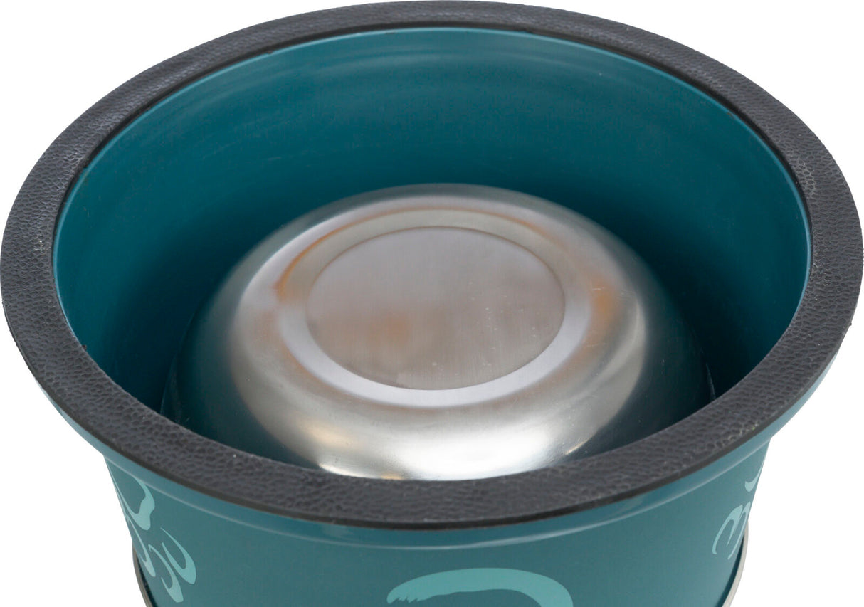 Blauer Napf mit schwarzem Rand und silberner Edelstahlschüssel innen.