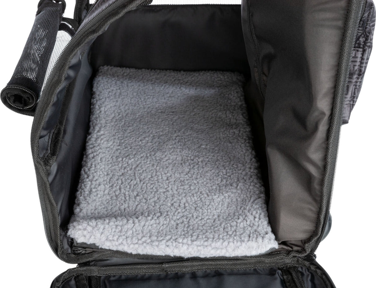 Geöffnete, schwarze Tragetasche mit weichem, grauem Futter im Inneren und Reißverschlüssen an den Seiten.