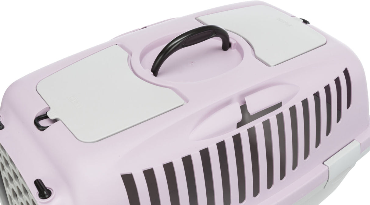 Rosa Transportbox mit weißen Elementen und schwarzem Griff, obere Lüftungsschlitze sichtbar.