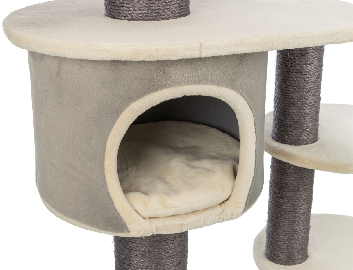 Kletterbaum mit Höhle, grau mit hellem Rand, innen gepolstert, neben Kratzstämmen aus dunkel umwickeltem Material.