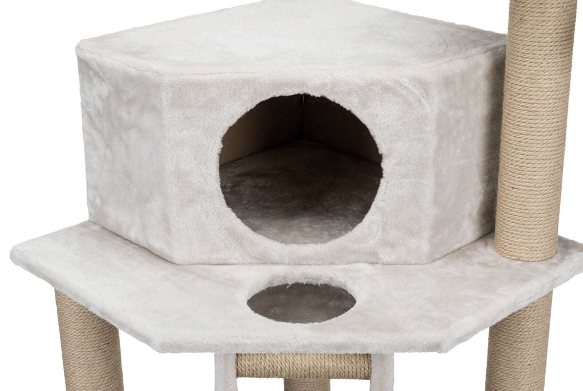 Sechseckige, beige Plüschhöhle mit runden Eingängen und beigen, mit Seil umwickelten Pfosten.