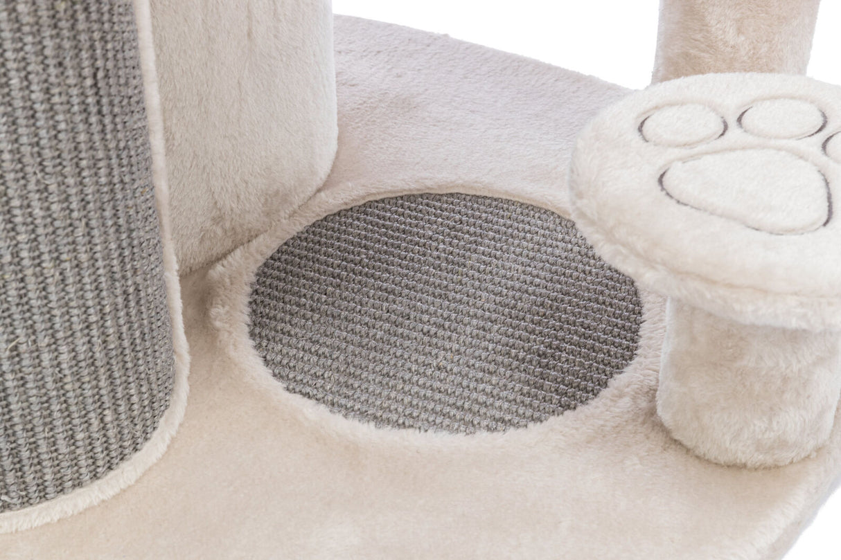 Katzenspielplatz mit hellem Plüschbezug und grauen Sisalflächen, inklusive rundem Podest mit Pfotenmuster.