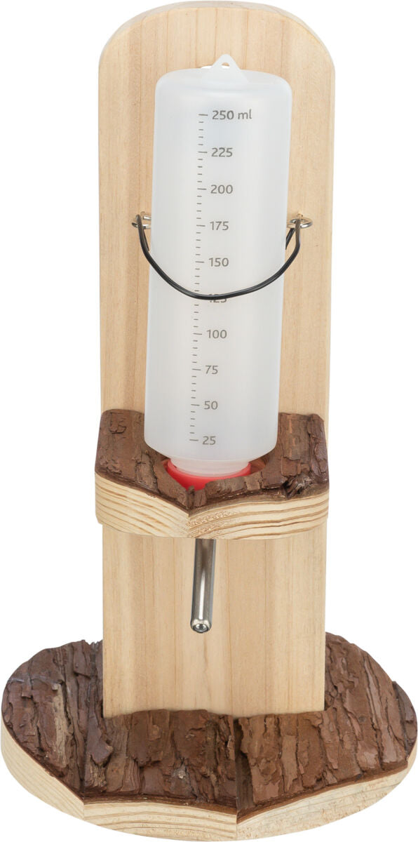 Wasserflasche aus Holz und Kunststoff mit Skala bis 250 ml auf einer runden Basis aus Holz und Rinde.