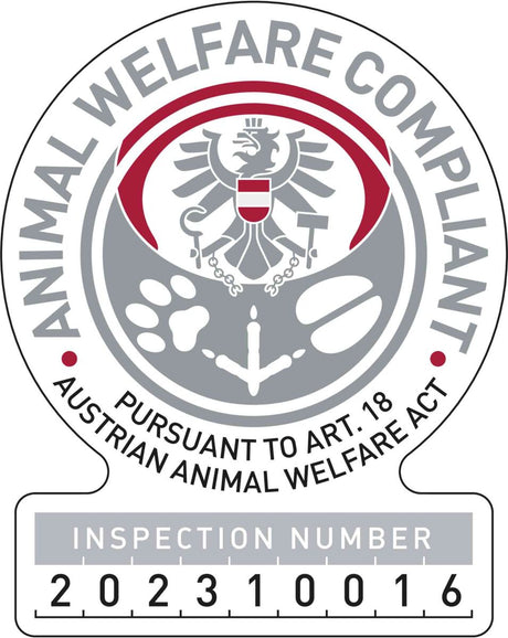 Siegel mit Text "Animal Welfare Compliant, Pursuant to Art. 18 Austrian Animal Welfare Act, Inspection Number 202310016".