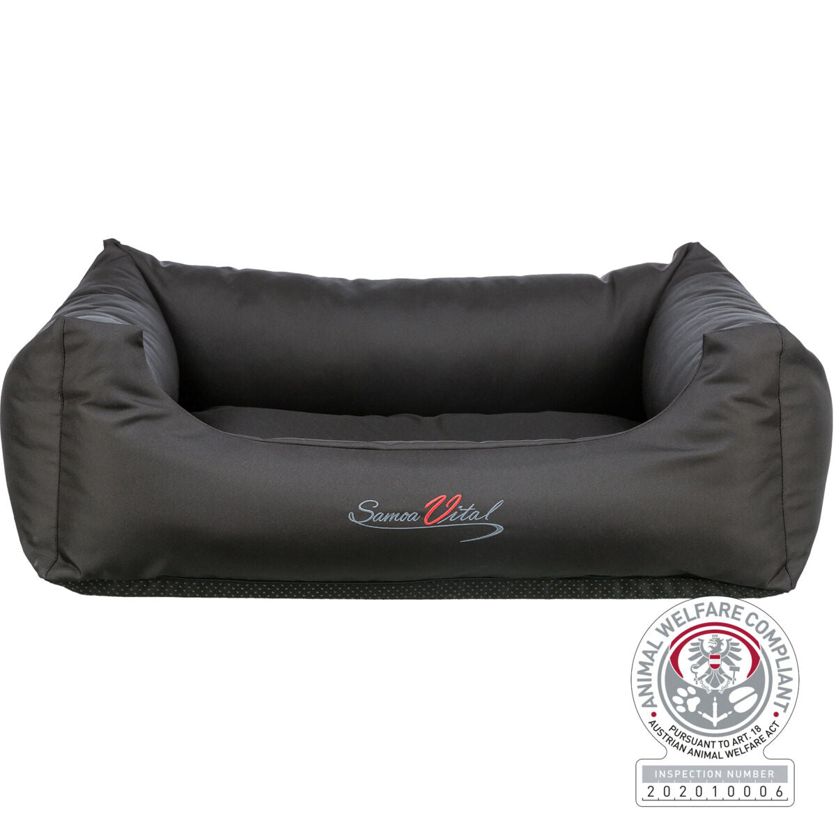 Schwarzes rechteckiges Bett mit gesticktem Schriftzug "Samoa Vital"; Aufdruck "Animal Welfare Compliant" sichtbar.