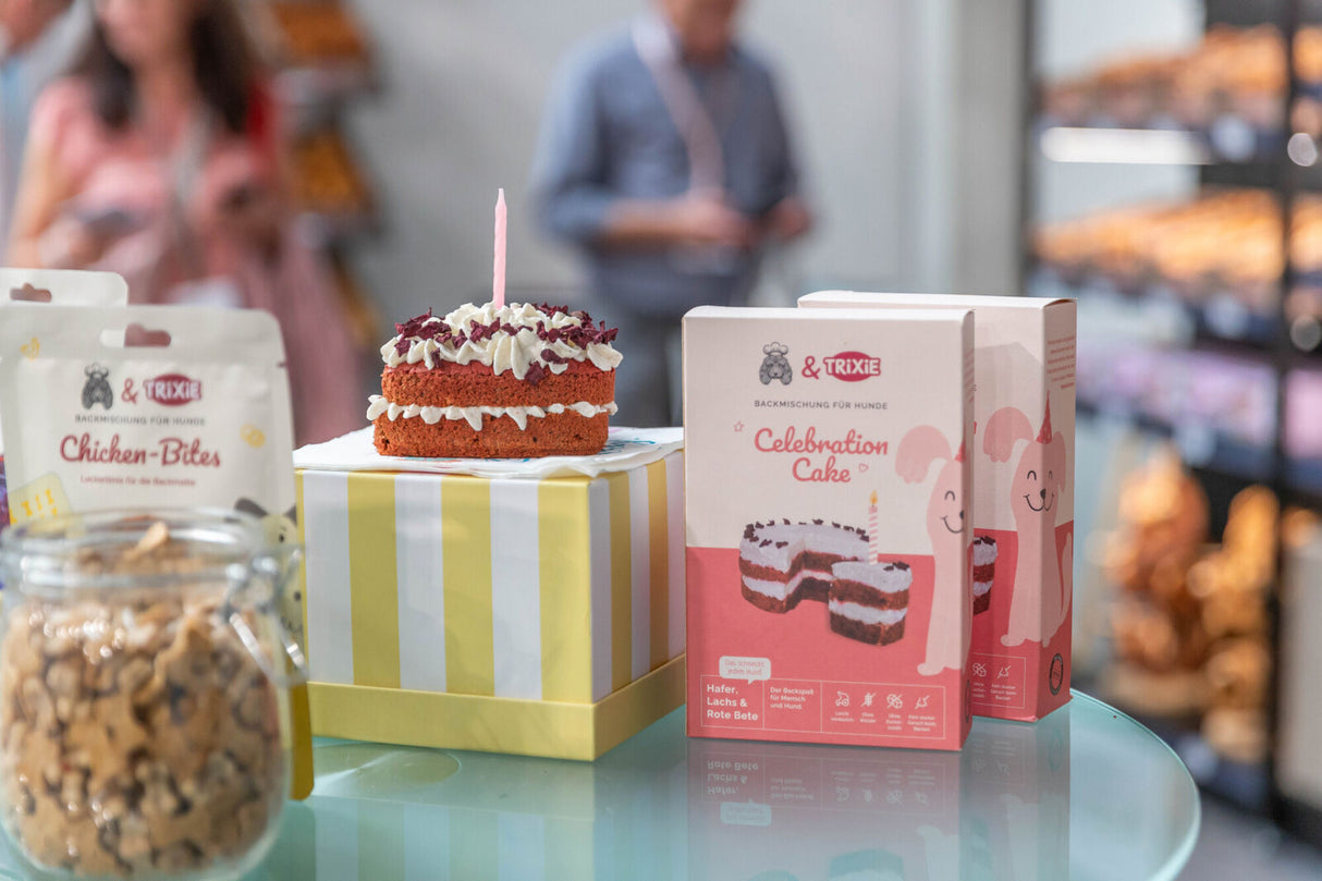 Celebration Cake - Backmischung für Hundekuchen