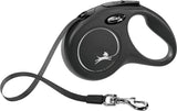 Schwarze, ergonomische Hundeleine mit Aufrollmechanismus, silbernem Haken und stilisiertem Hundelogo.