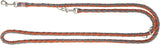 Geflochtene Hundeleine in Orange und Grau mit zwei silbernen Karabinerhaken, Text "TRIXIE" sichtbar.