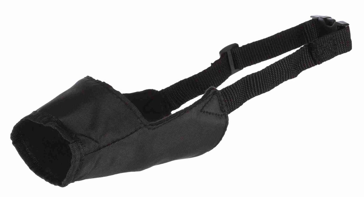 Schwarzer Hundemaulkorb aus Stoff mit verstellbarem Gurt und Schnalle.