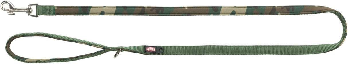 Grüne und beige Hundeleine mit Tarnmuster und Metallkarabiner, ausgestattet mit gepolsterter Handschlaufe.