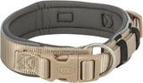 Beiges Hundehalsband mit schwarzem Futter, Metallschnalle und Klickverschluss, Aufschrift "TRIXIE".