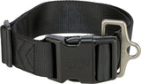 Schwarzes Halsband mit Kunststoffschnalle und Metallring, Bedruckung "Trixie" auf Schnalle und Metallteil.