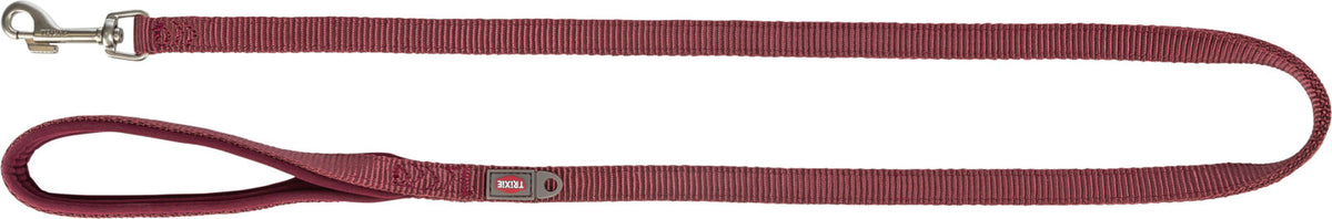 Rote Hundeleine mit gepolsterter Handschlaufe und Metallkarabiner, Text "TRIXIE" auf Etikett sichtbar.