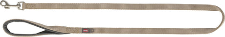 Beige Leine mit Metallschnalle und weicher Handschlaufe, an beiden Enden verstärkt, Label "TRIXIE".