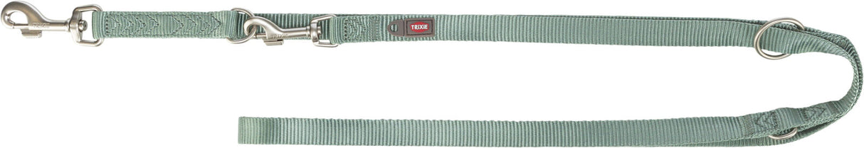 Grüne verstellbare Hundeleine mit silbernen Karabinerhaken und einem Trixie-Logo, aus Nylon.