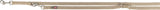 Beige Hundeleine mit Metallhaken, seitlich ein kleines Etikett mit der Aufschrift "TRIXIE".