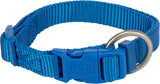 Blaues Halsband aus gewebtem Material mit Kunststoffschnalle und Metallring, Text "TRIXIE" sichtbar.