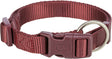 Rotes Halsband aus Nylon mit Kunststoffschnalle und Metallring, Marke "Trixie" auf Schnalle sichtbar.