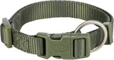 Olivgrünes Hundehalsband aus Nylon mit Schnappverschluss und Metallring, Markenname "Trixie" sichtbar.