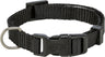 Schwarzes Hundehalsband mit Klickverschluss und Metallschlaufe, verstellbar und aus gewebtem Material.