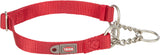 Rotes Hundehalsband aus Nylon mit einem Metallring und einer Metallkette, Label mit "Trixie" Schriftzug.