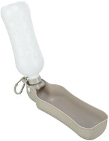 Flasche mit Trinknapf