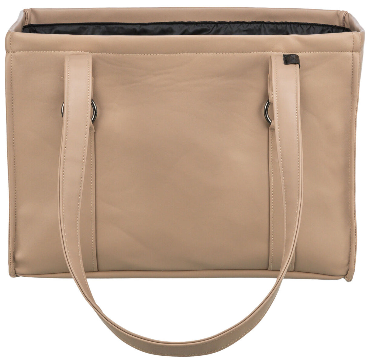 Beigefarbene Handtasche mit schwarzen Innenfutter, rechteckiger Form und einem langen Trageriemen aus Leder.