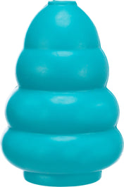 Ein blaues, turmförmiges, gestuftes Gummispielzeug mit mehreren abgerundeten Segmenten.