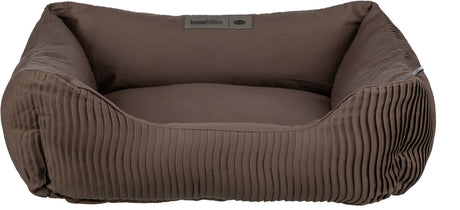 Braunes, gestepptes Haustierbett mit erhöhtem Rand und einem Schild mit Aufschrift "homeEdition TRIXIE".