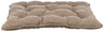 Rechteckiges, gepolstertes Kissen in beige mit texturierter Oberfläche und sichtbaren Nähten.