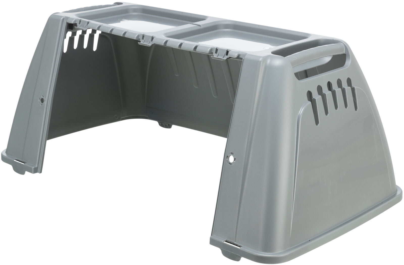 Graues Kunststoffteil mit Lüftungsschlitzen und Griffen, möglicherweise ein Bestandteil eines größeren Gegenstands.