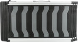 Schwarze Transportbox mit grauen, strukturierten Flächen und silbernen Kanten, rechteckig und kompakt.