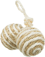 Zwei beige-weiße Sisal-Seile sind zu Kugeln geformt und mit einem Knoten und Schlaufe verbunden.