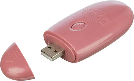 Rosa USB-Stick mit abnehmbarem Deckel und Trixie-Logo, sichtbar ist der USB-Anschluss sowie ein Einschaltknopf.