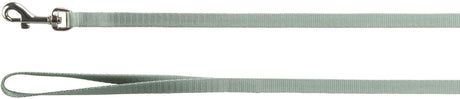 Grüne Stoff-Hundeleine mit Metallschließe und Handschlaufe, einfaches Design.