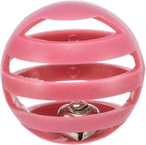 Ein rosafarbener, offener Plastikball mit integrierter Glocke im Inneren, geeignet als Katzenspielzeug.