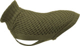 Olivgrünes, gestricktes Kleidungsstück für Hunde mit geripptem Kragen und einem durchbrochenen Muster.